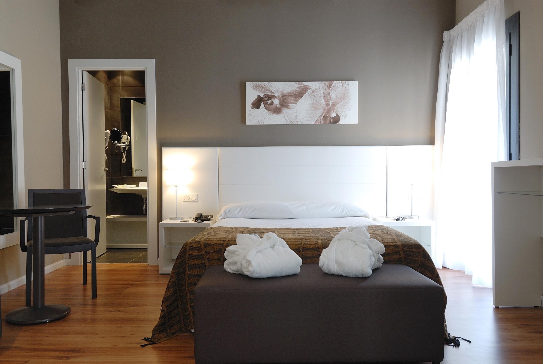 Hotel Balneario Alhama De Aragon Room photo